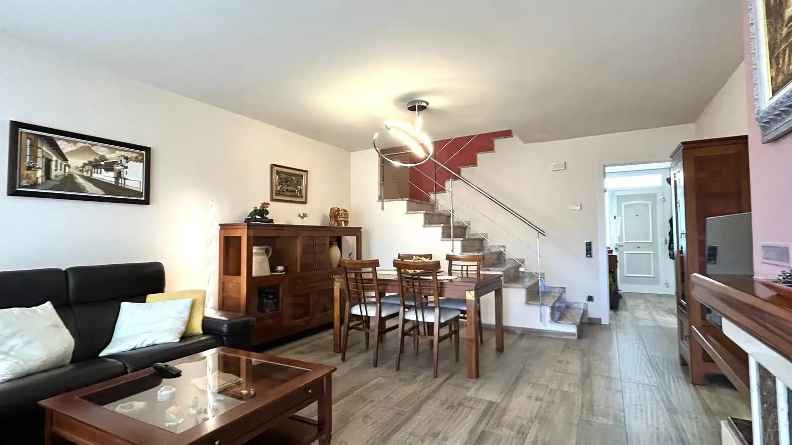 Sala d'estar de Casa adosada en venda en Lliçà d'Amunt amb Aire condicionat, Calefacció i Terrassa