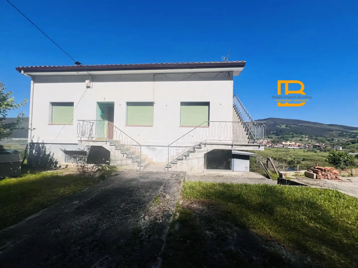 Vista exterior de Casa o chalet en venta en Voto con Terraza, Trastero y Balcón