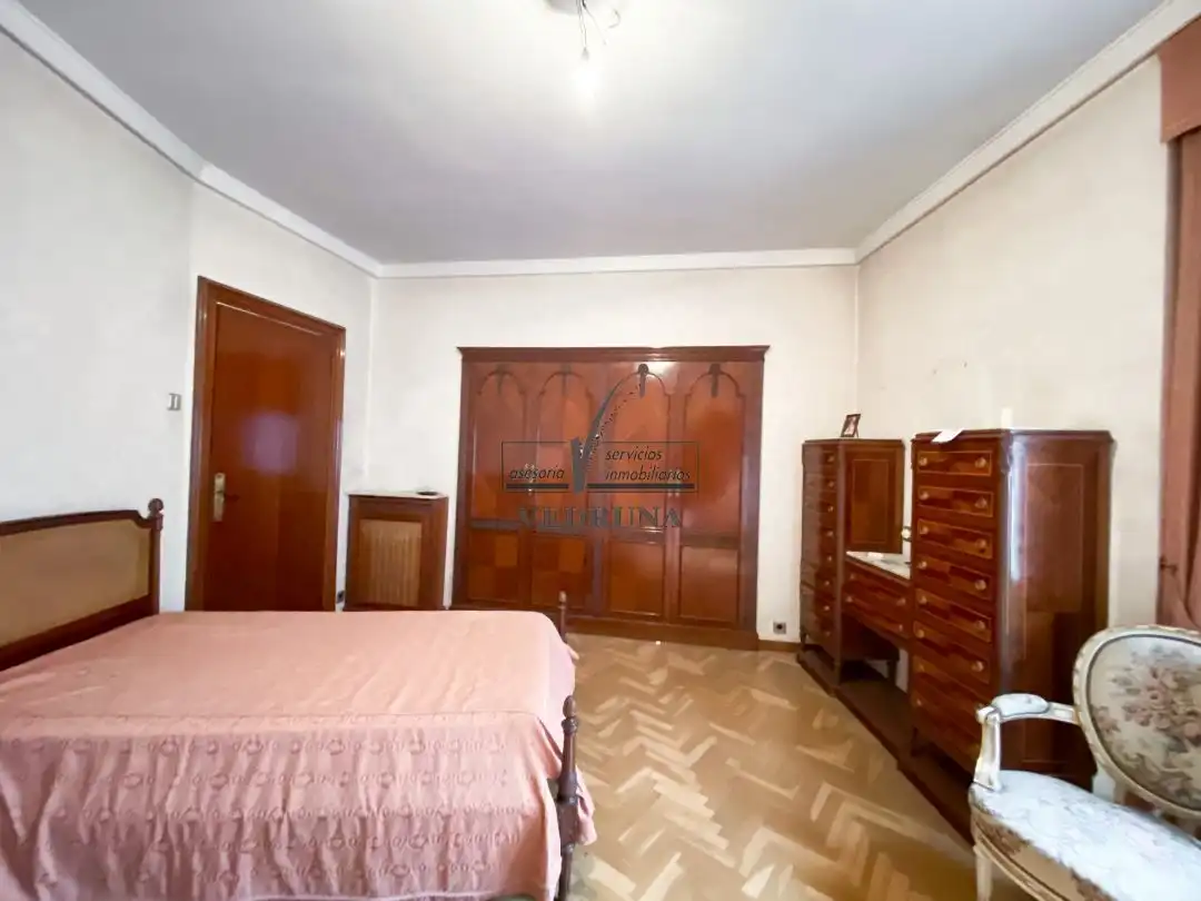Bedroom of Flat for sale in Zaragoza  with Heating and Balcony
