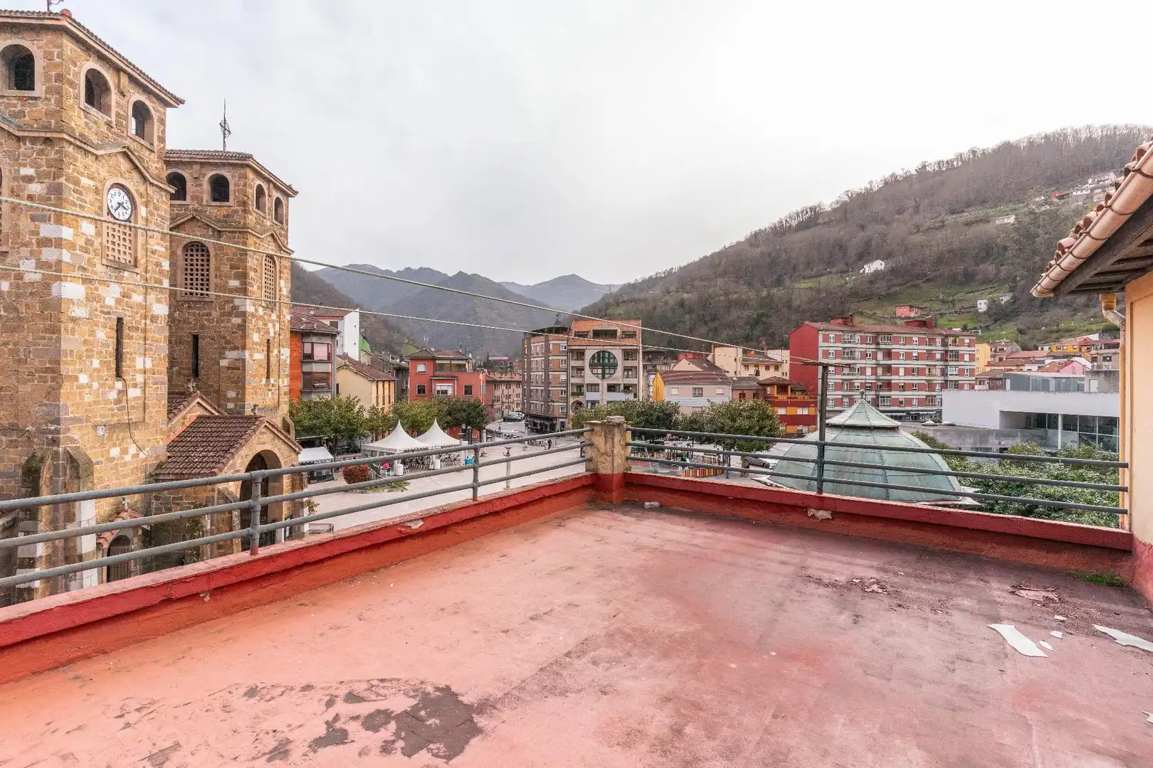 Terrassa de Edifici en venda en Aller