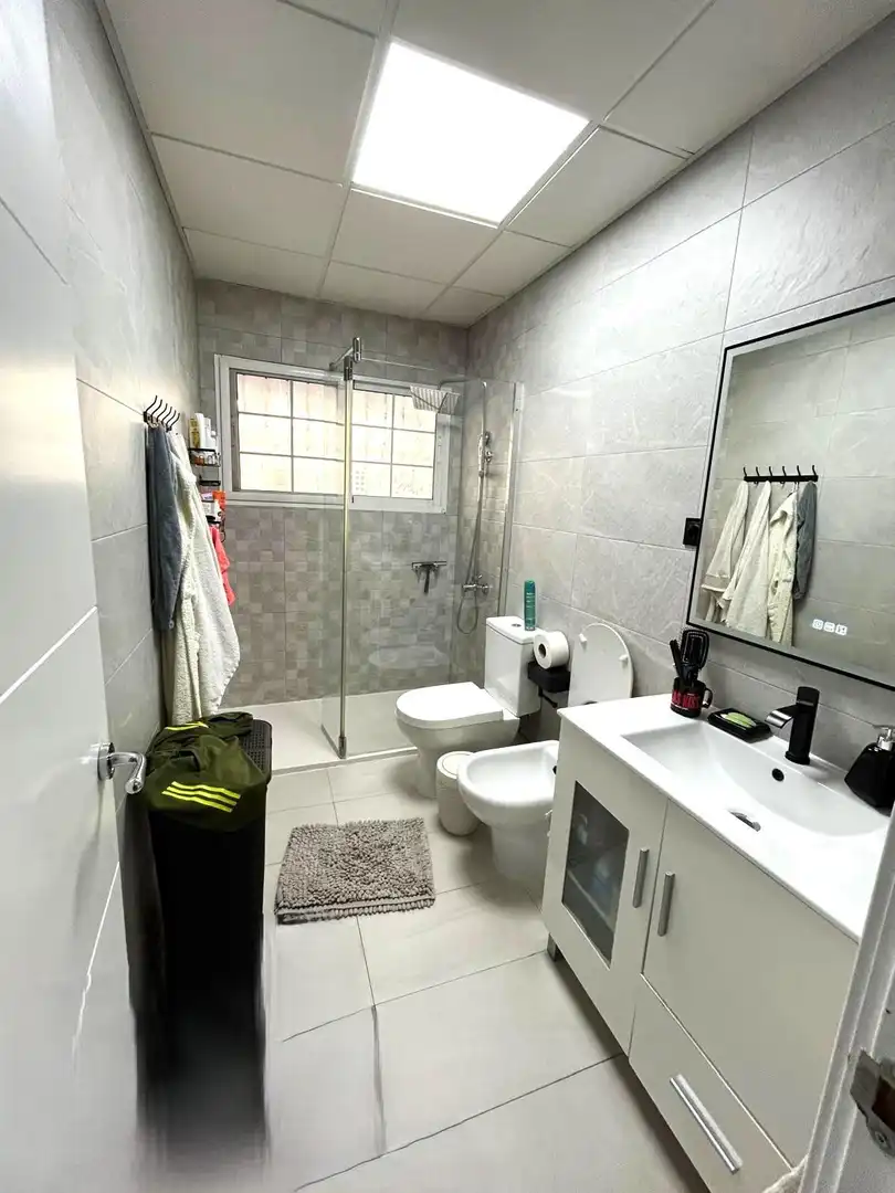 Baño de Planta baja en venta en Málaga con Aire acondicionado, Terraza y Amueblado