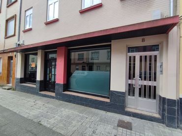 Locale commerciale in affitto a Calle Chile