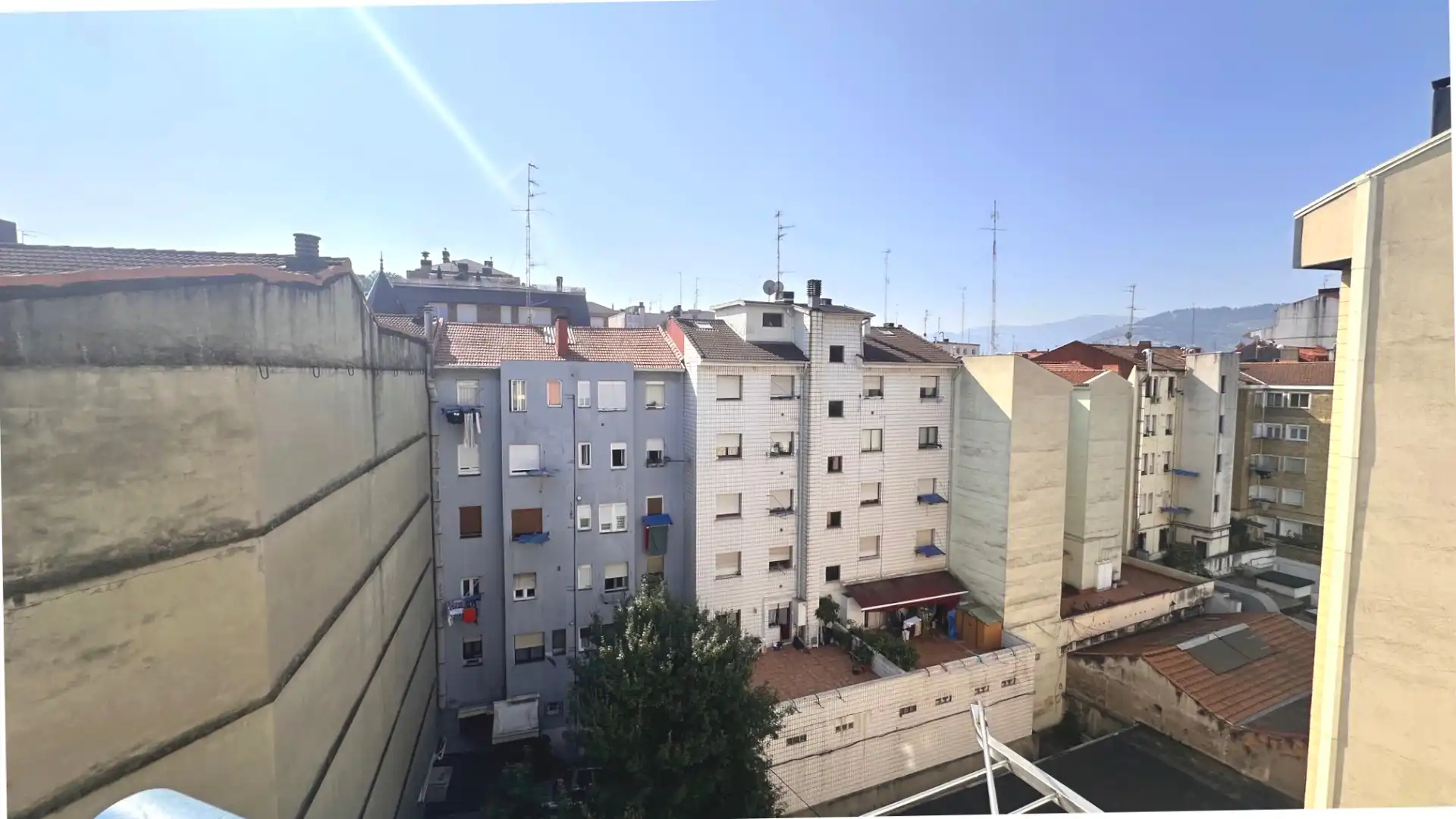 Vista exterior de Pis en venda en Barakaldo  amb Calefacció, Forn i Rentadora