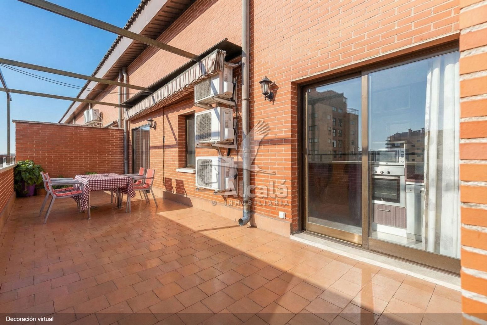 Terraza de Ático en venta en Alcalá de Henares con Aire acondicionado, Calefacción y Terraza