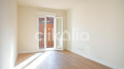 Photo 2 of Flat to rent in Almendrales, Madrid
