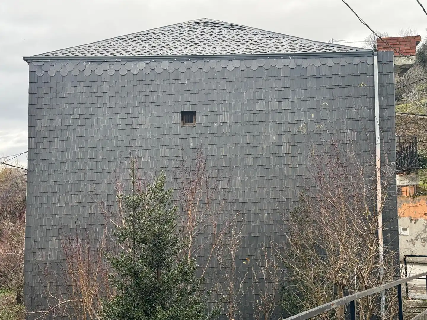 Vista exterior de Finca rústica en venda en Puente de Domingo Flórez amb Calefacció, Jardí privat i Terrassa