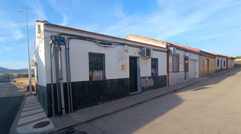 Foto 3 de Casa o chalet en venta en Calle Longuera, El Poblado - Abulagar, Puertollano