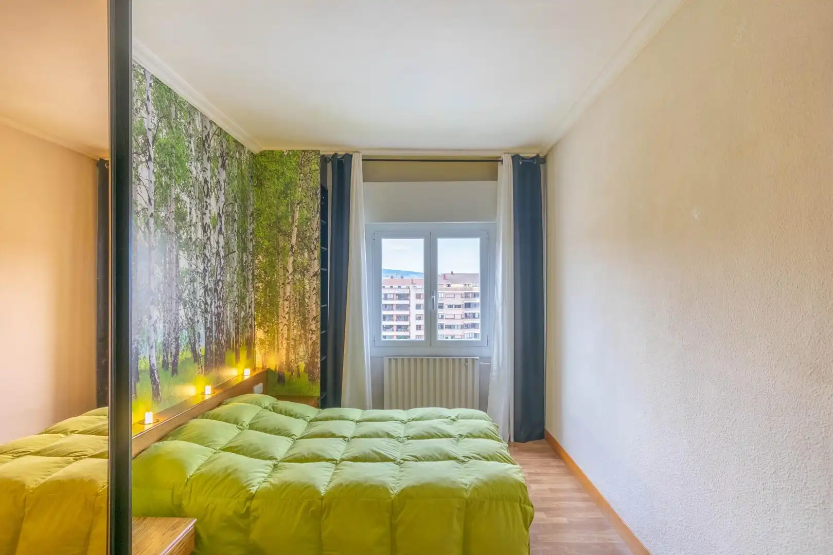 Habitación de Piso en venta en  Pamplona / Iruña con Calefacción, Amueblado y Balcón