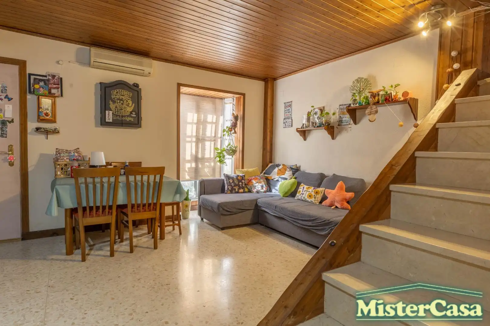 Living room of Detached homes for sale in Jerez de la Frontera  with Air Conditioner, Private garden and Terrace