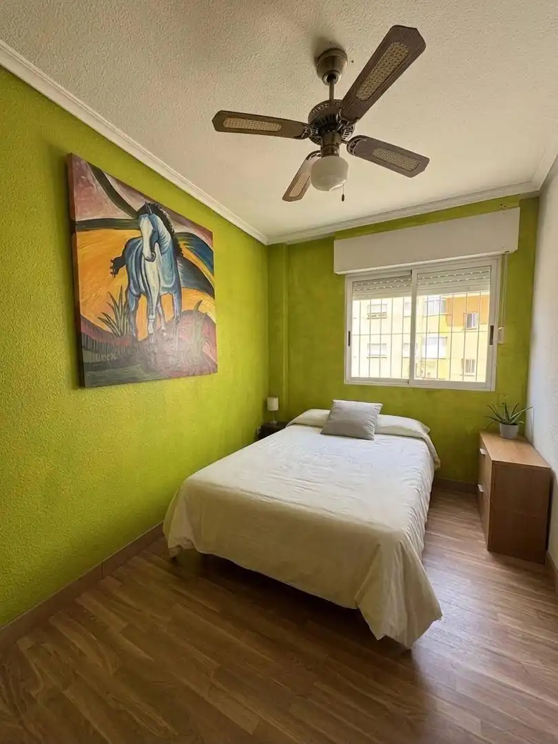 Habitación de Apartamento en venta en Murcia con Aire acondicionado, Trastero y Balcón