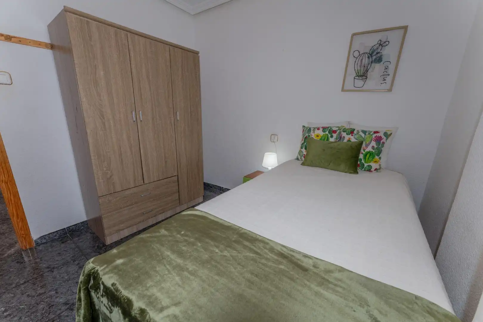 Habitación de Piso en venta en Elche / Elx con Amueblado