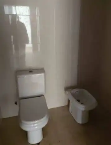 Bany de Local en venda en Rascanya
