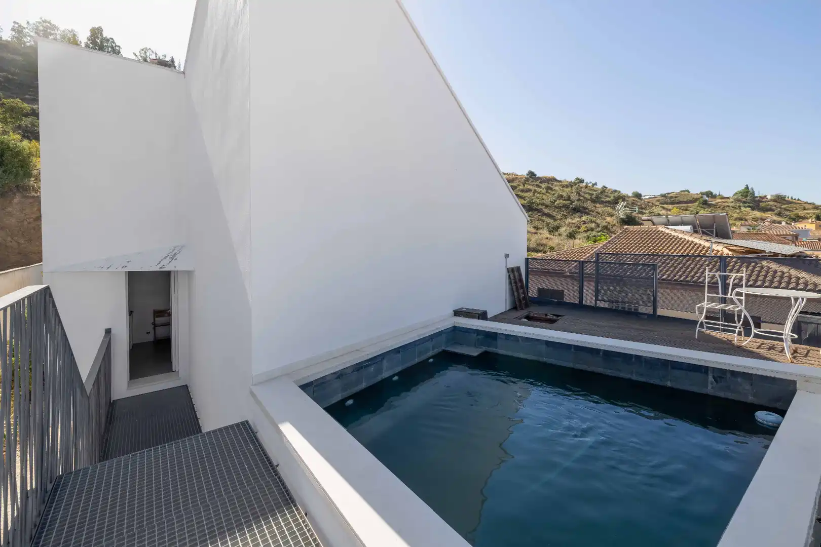 Swimming pool of Houses for sale in Málaga  with Air Conditioner, Heating and Private garden
