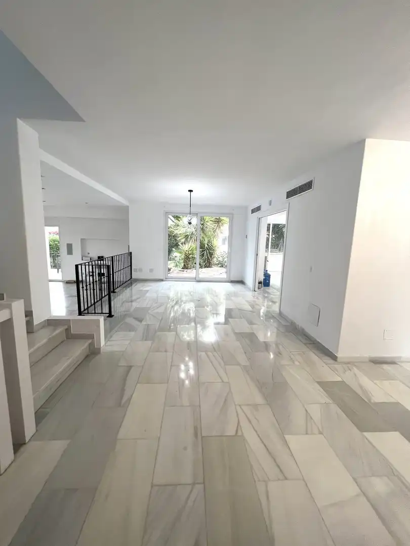 Casa a schiera in vendita a Nueva Andalucía, imagen 30