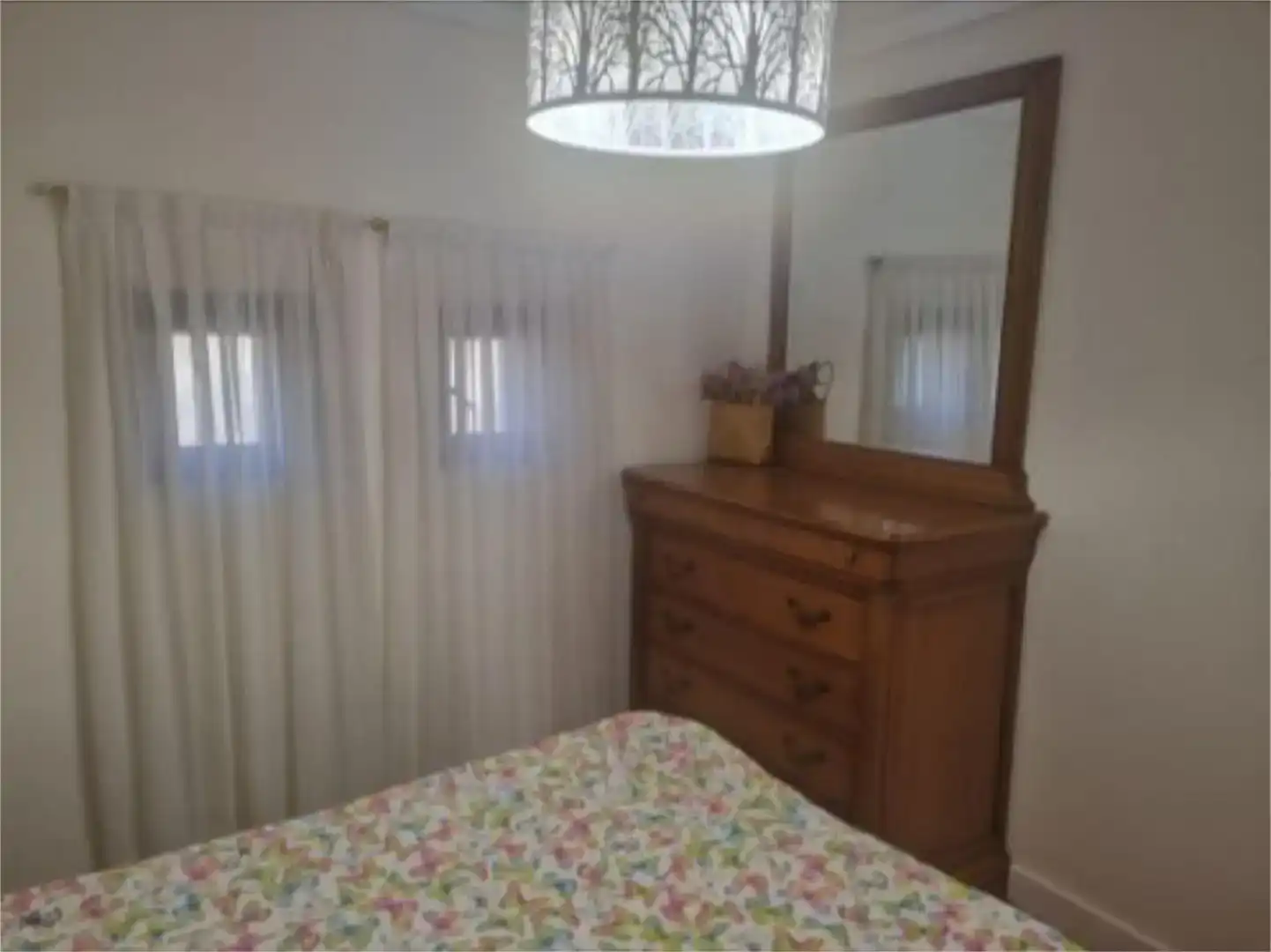 Dormitori de Casa o xalet en venda en Cordovín