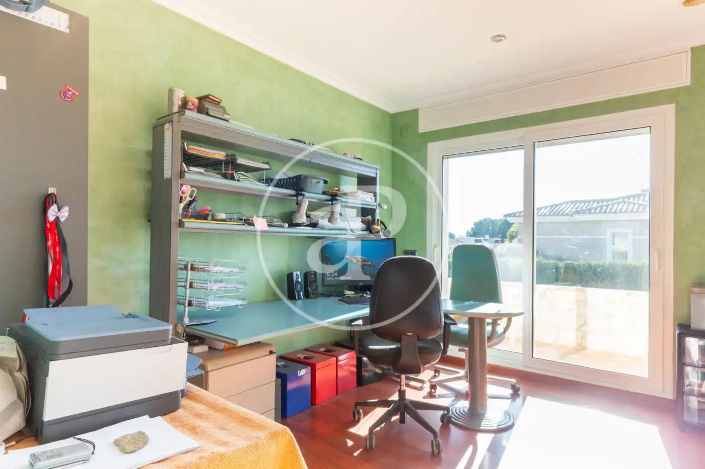 Casa o chalet en venta en Serra con Aire acondicionado, Calefacción y Jardín privado