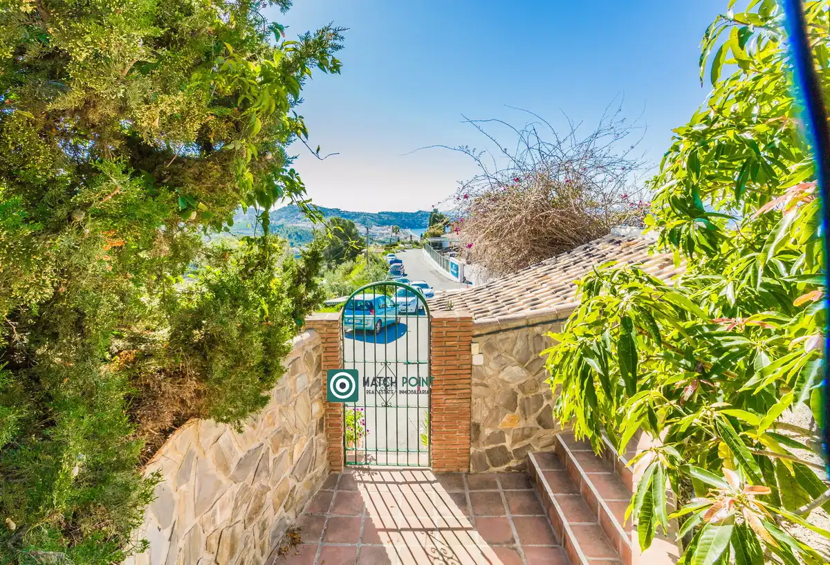 Vista exterior de Casa o chalet en venta en Almuñécar