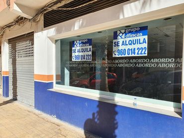 Local commercial à louer à Avinguda Rambleta 40