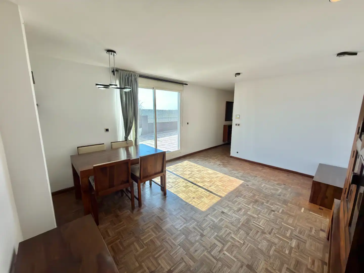 Comedor de Ático en venta en Benetússer con Aire acondicionado, Terraza y Trastero