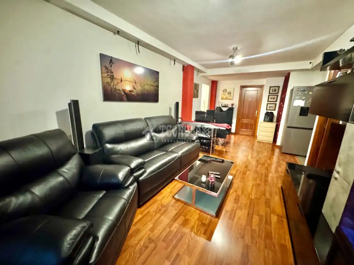 Sala de estar de Piso en venta en Yunquera de Henares con Calefacción