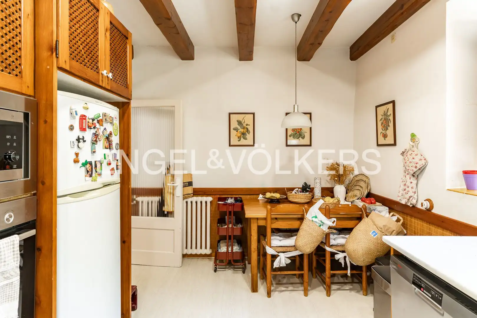 Cuina de Casa o xalet en venda en Arenys de Munt amb Aire condicionat, Calefacció i Jardí privat