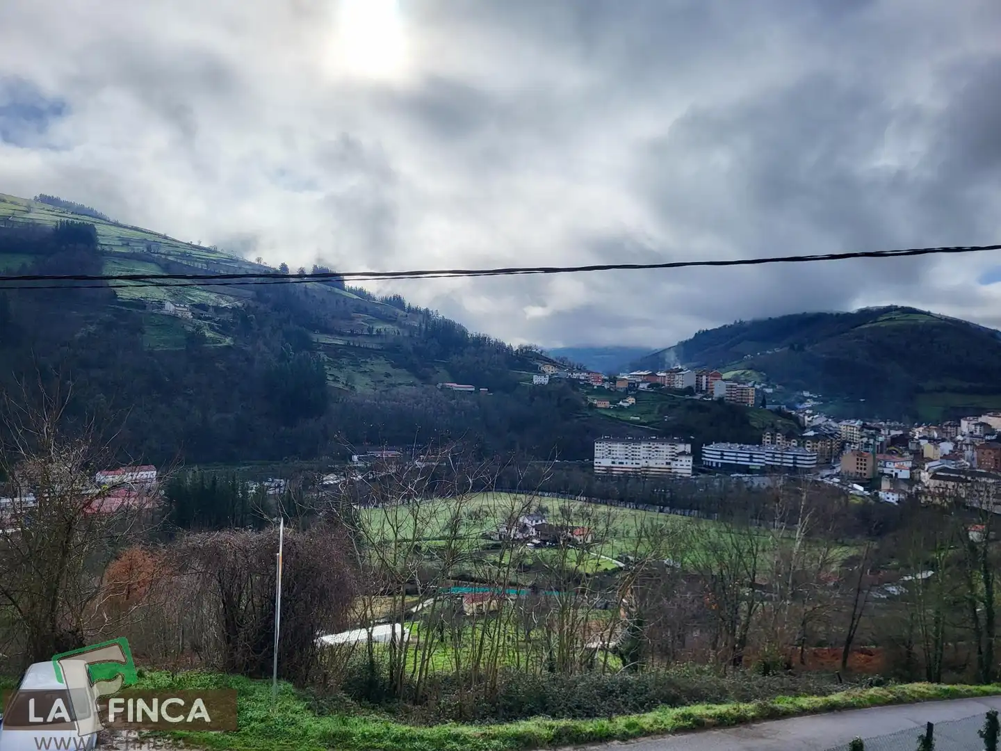 Vista exterior de Casa o chalet en venta en Cangas del Narcea con Calefacción, Terraza y Trastero