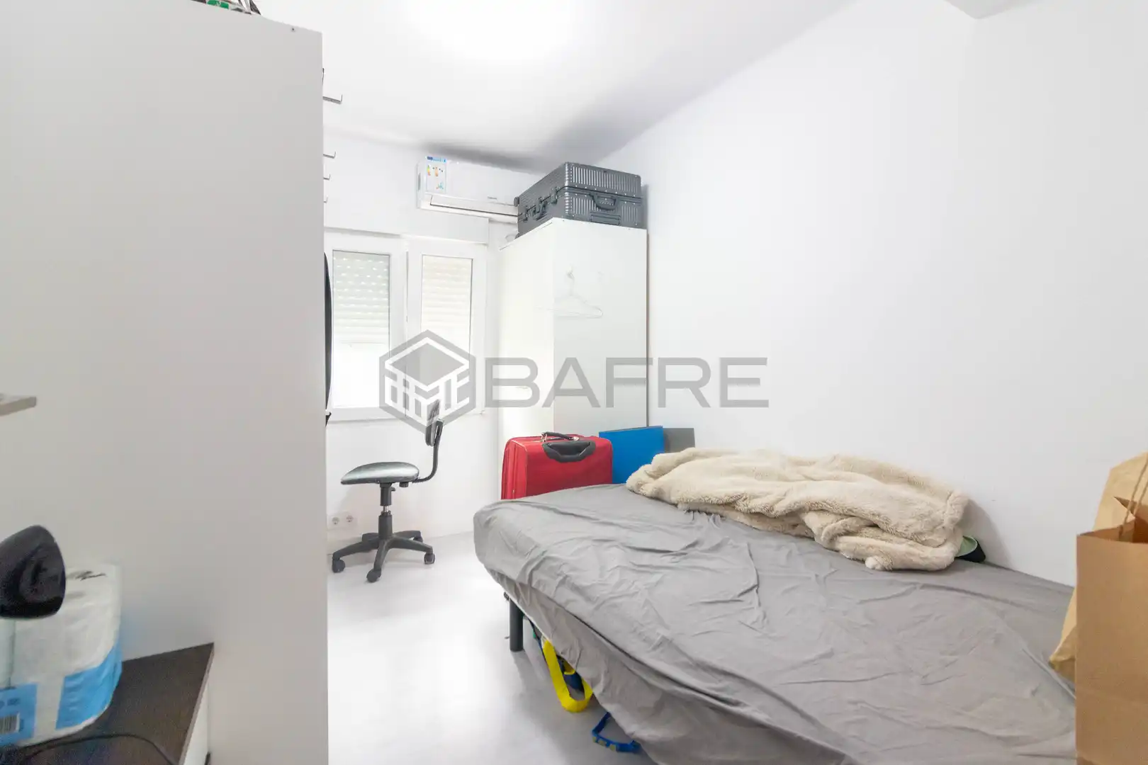 Bedroom of Flat for sale in Madrid  with Air Conditioner