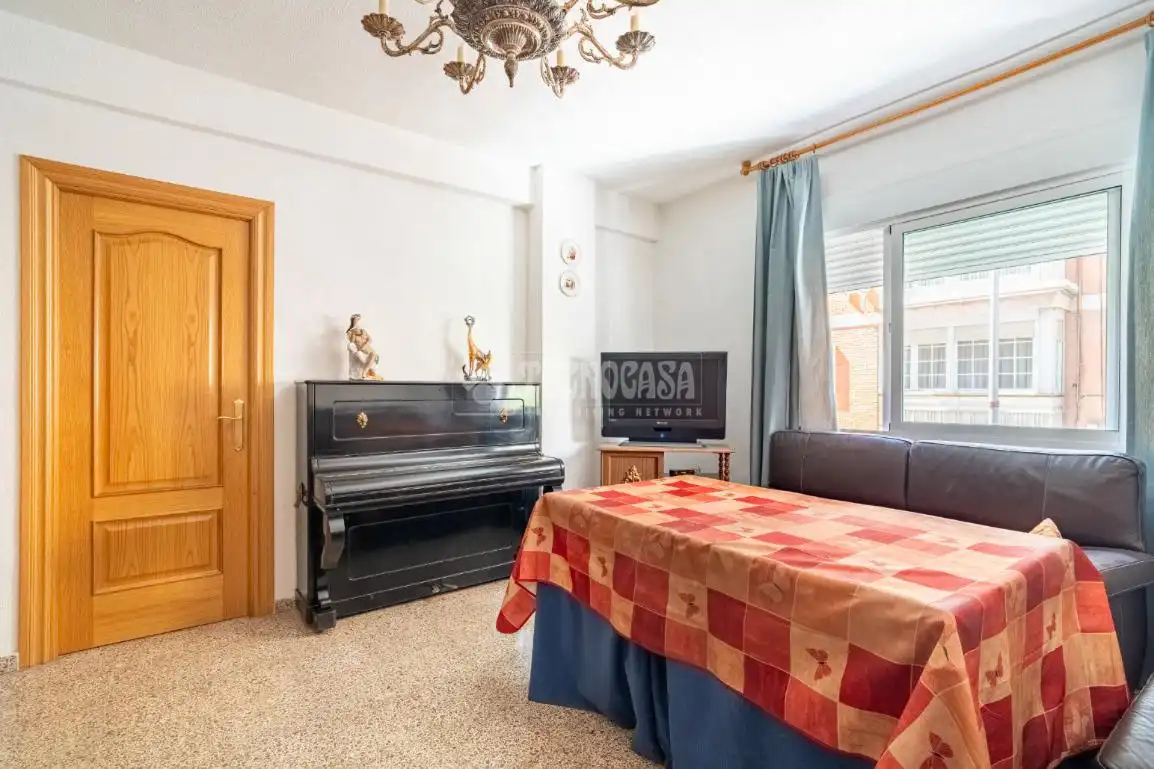 Bedroom of Flat for sale in Granada  with Terrace and Balcony