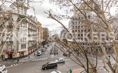 Exterior view of Apartment for sale in  Madrid Capital  with Air Conditioner and Terrace