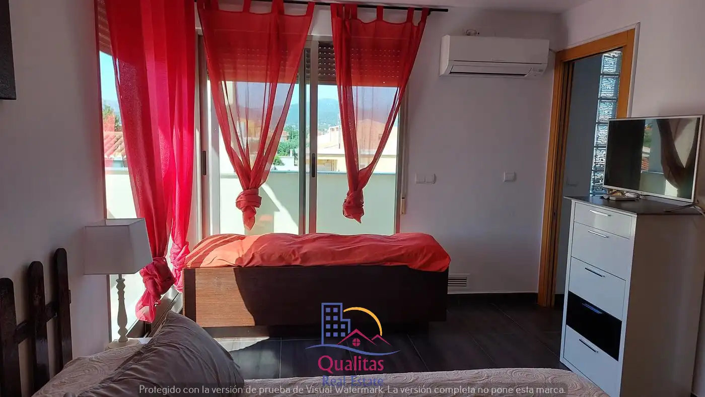 Habitación de Casa adosada de alquiler en Oliva con Aire acondicionado, Calefacción y Terraza