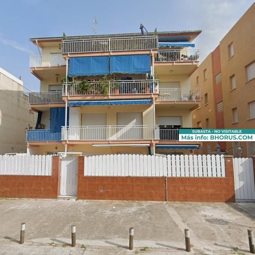 Vista exterior de Piso en venta en Cunit con Jardín privado