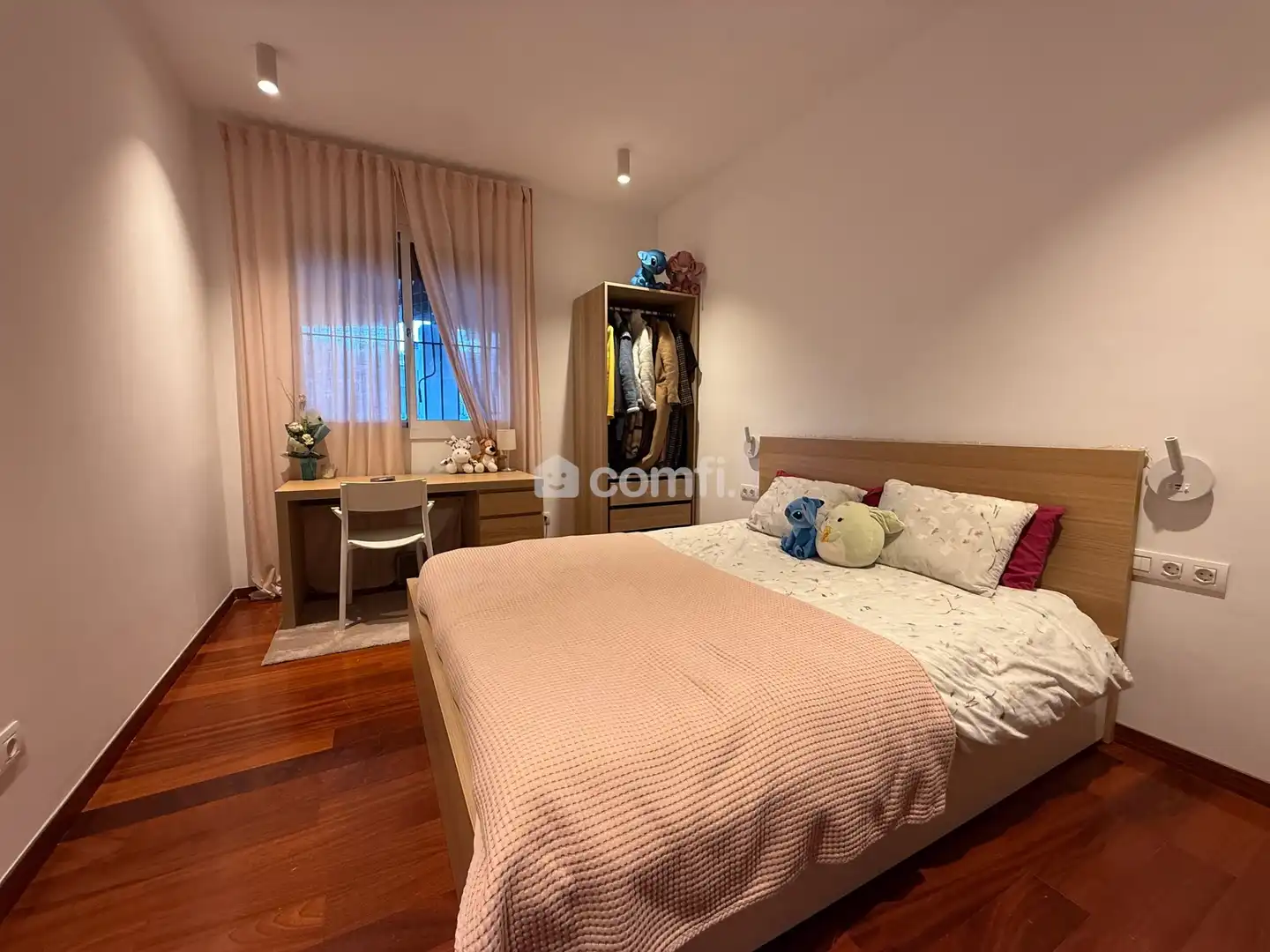 Habitación de Casa adosada de alquiler en Sant Vicenç Dels Horts con Aire acondicionado, Calefacción y Terraza