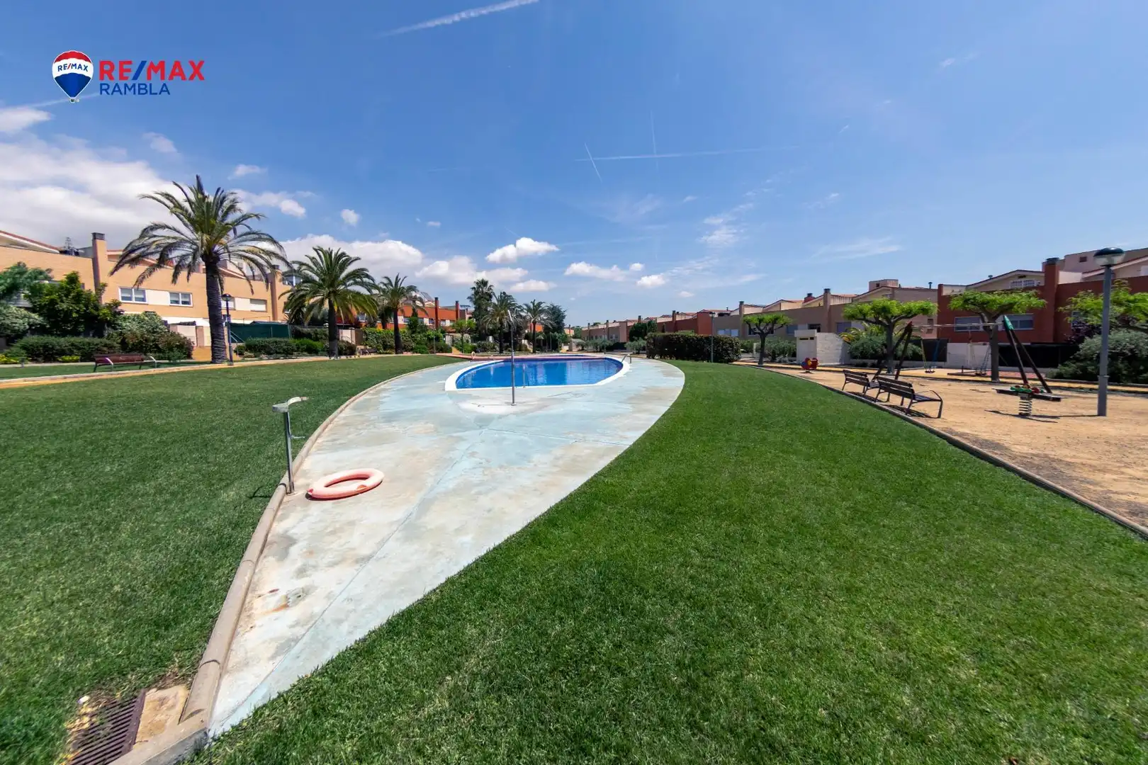 Piscina de Àtic en venda en Reus amb Aire condicionat, Calefacció i Jardí privat