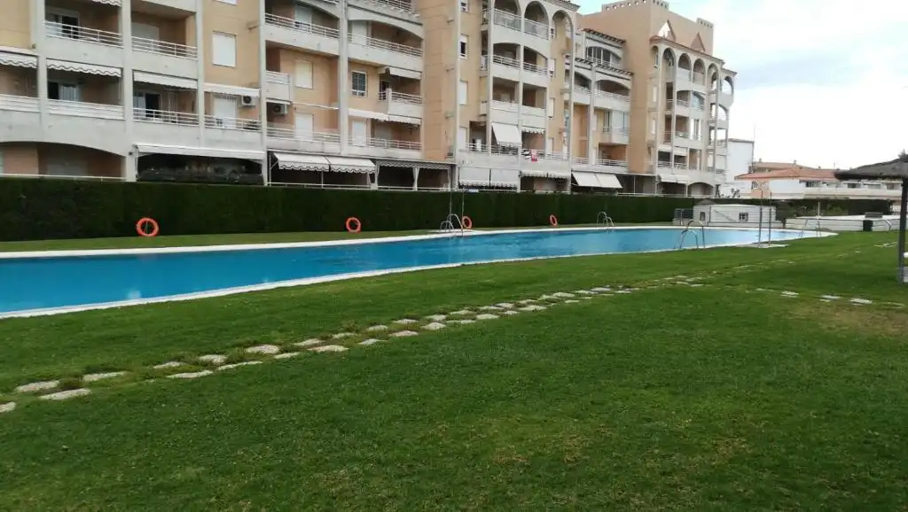Piscina de Apartamento en venta en El Portil con Terraza, Trastero y Amueblado