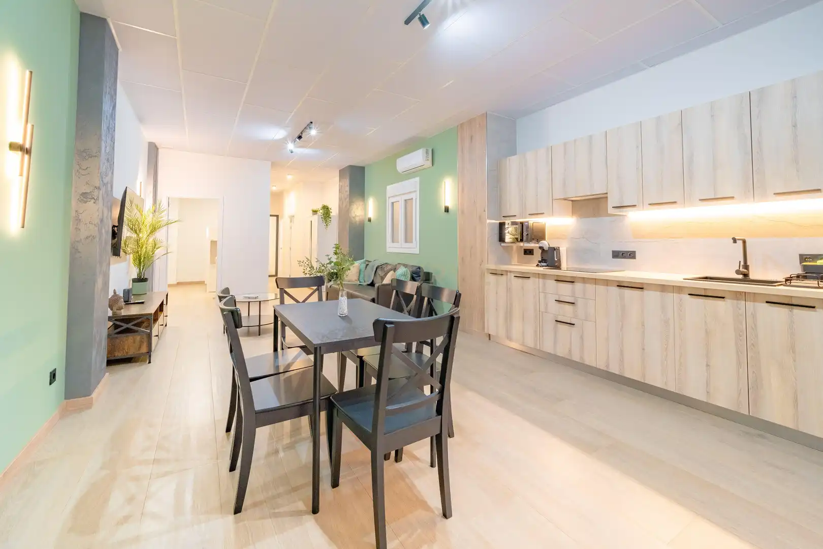 Kitchen of Apartments for sale in Valencia  with Air Conditioner, Oven and Washing machine