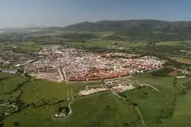 Vista exterior de Casa o xalet en venda en Los Barrios amb Aire condicionat, Jardí privat i Terrassa