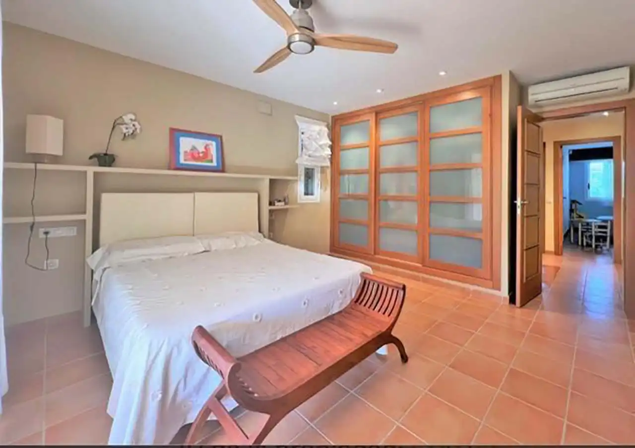 Habitación de Casa o chalet de alquiler en Benicasim / Benicàssim con Aire acondicionado, Calefacción y Jardín privado