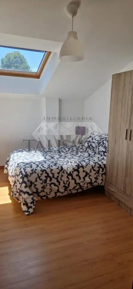 Habitación de Ático de alquiler en Mugardos con Trastero, Piscina y Amueblado