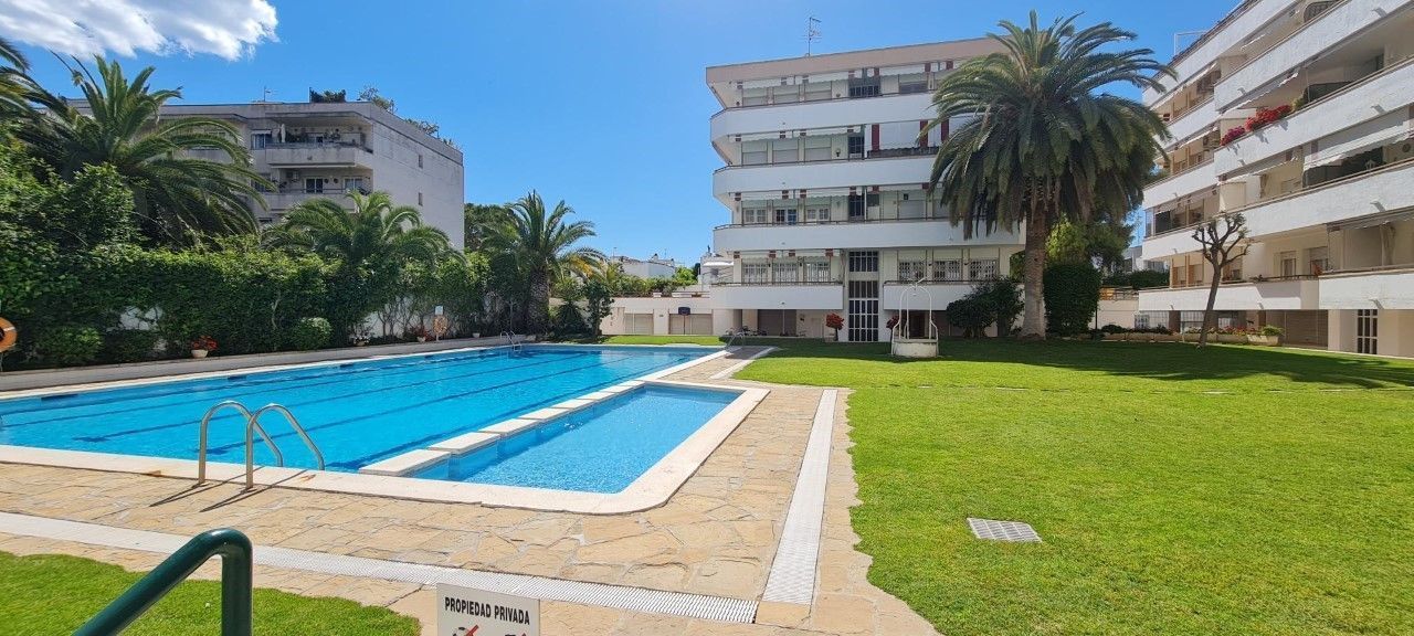 Piscina de Apartament en venda en Sitges amb Piscina comunitària