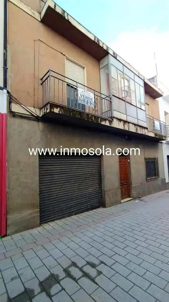 House with terrace for sale in Calle Barrionuevo