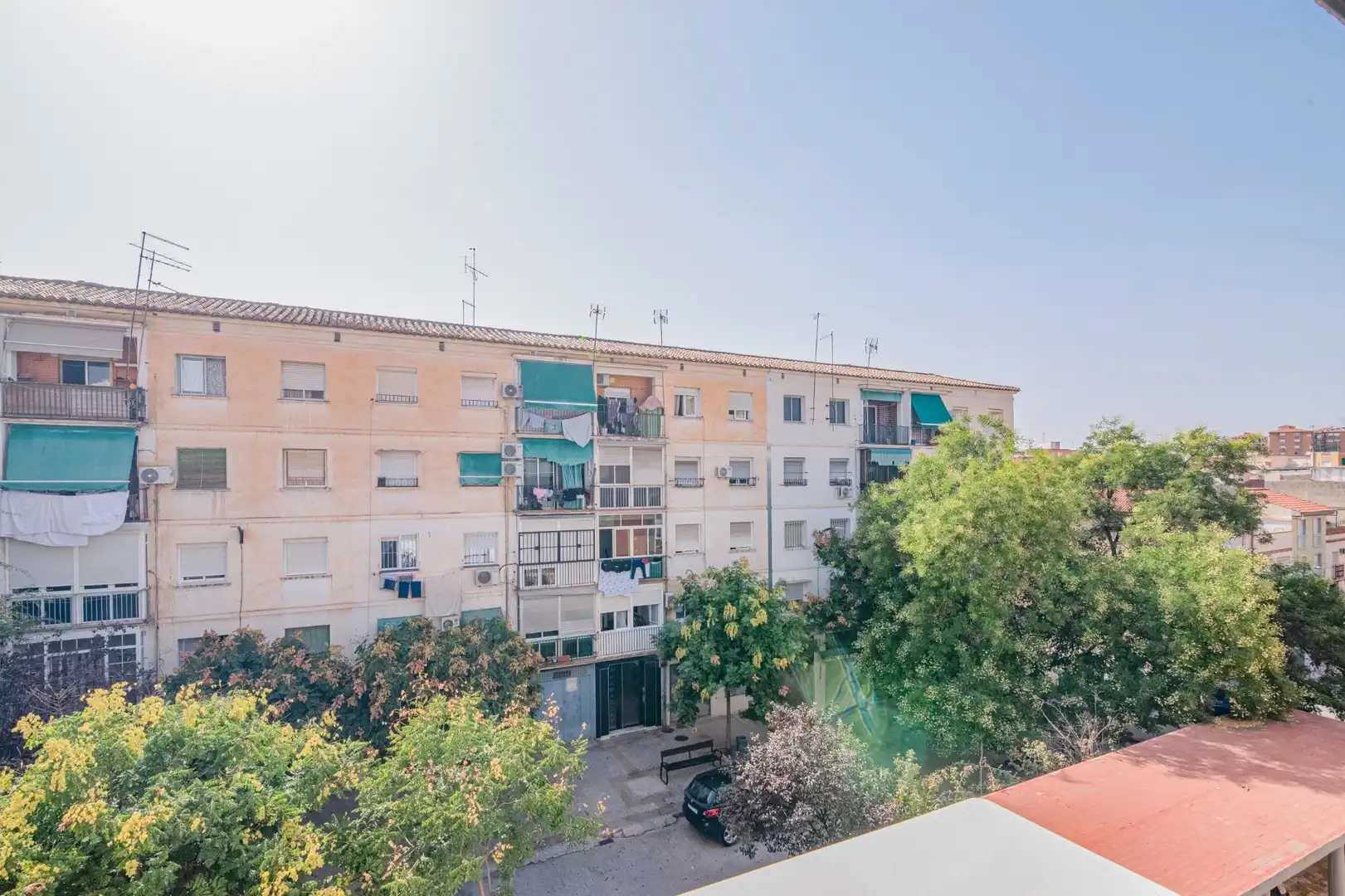 Exterior view of Flat for sale in Granada  with Air Conditioner and Balcony