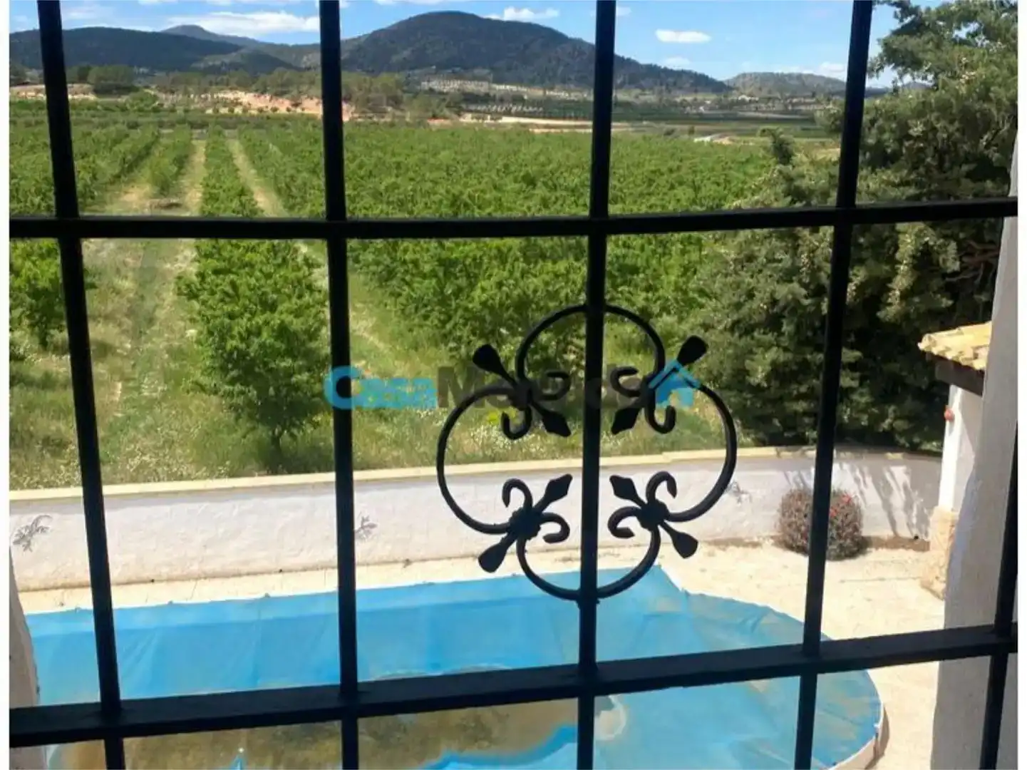 Piscina de Casa adosada en venta en Yecla con Aire acondicionado, Jardín privado y Trastero