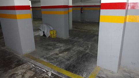 Plaza para COCHE MEDIANO + MOTO + BICICLETA