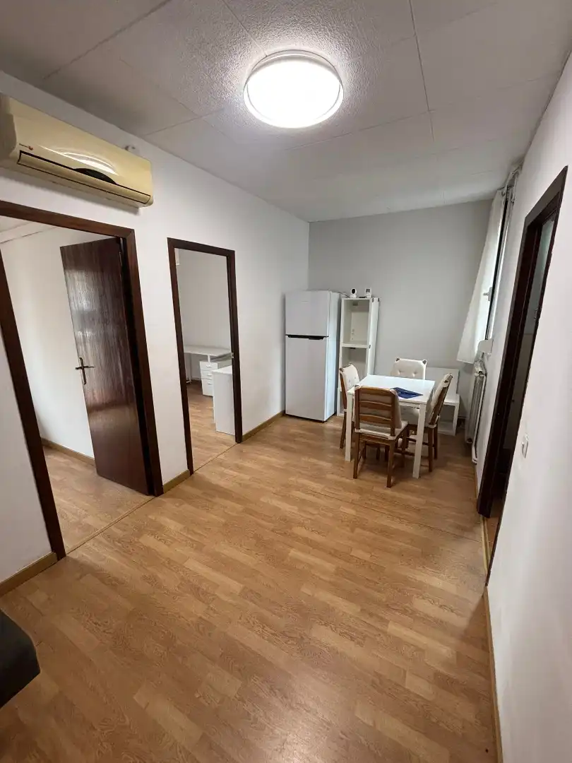 Cocina de Piso en venta en Barcelona con Aire acondicionado, Calefacción y Horno