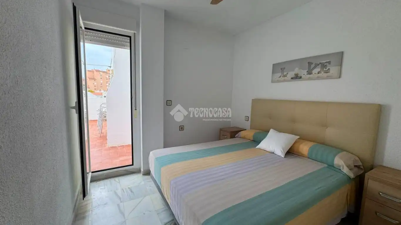 Habitación de Dúplex en venta en Motril con Terraza, Piscina y Piscina comunitaria