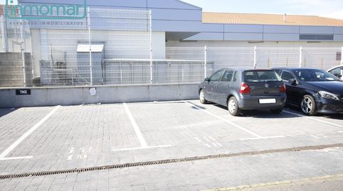 OPORTUNIDAD - PLAZA DE GARAJE MUY AMPLIA EN LA PLAZA DE GRECIA POR 7.500€!!!, immagine 4
