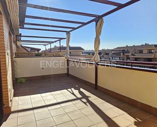 Terrace of Attic to rent in Las Rozas de Madrid  with Air Conditioner, Heating and Parquet flooring