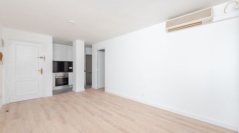 Foto 3 de Piso en venta en Hispanoamérica - Bernabéu, Madrid Capital