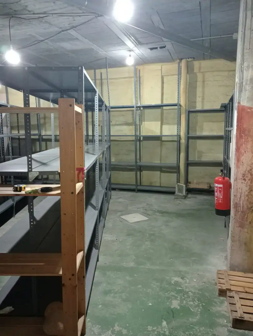 Commercial properties for rent in Negreira  with Furnished