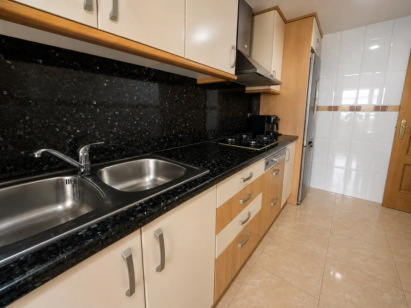 Cuina de Pis en venda en Salou amb Aire condicionat, Calefacció i Terrassa